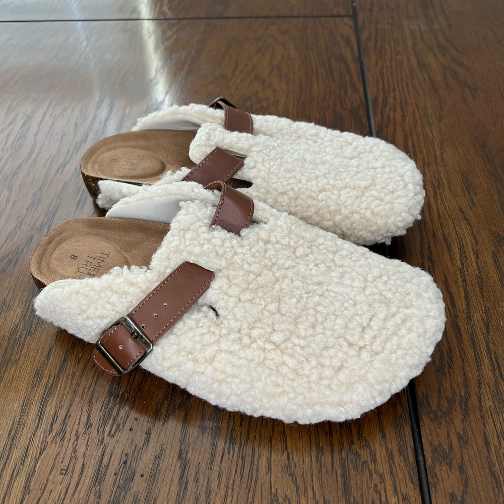 Sherpa Clogs